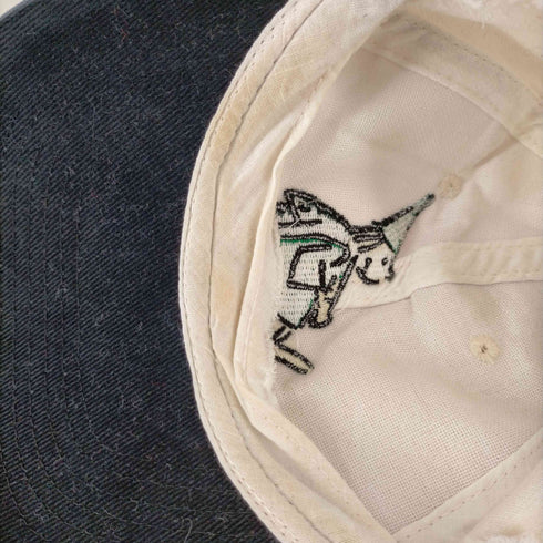 VAL DE TRAVERS キャラクター刺繍 キャップ メンズ