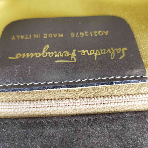サルヴァトーレフェラガモ Salvatore Ferragamo スエード ショルダーバッグ レディース ONE SIZE