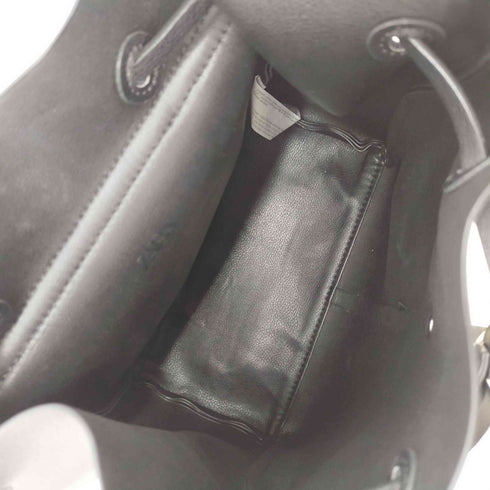 ザラ ZARA レザーバックパック レディース