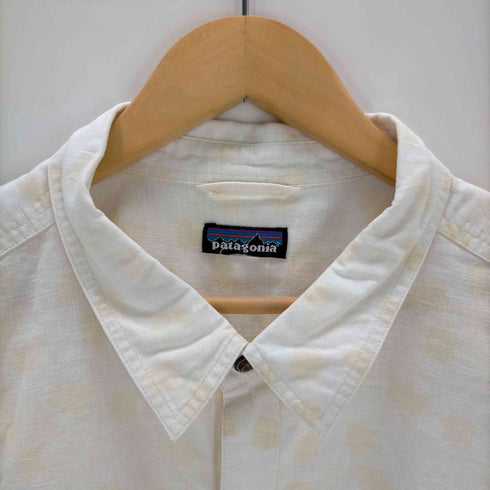 パタゴニア patagonia Rなしタグ 紅葉柄 半袖シャツ メンズ