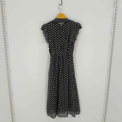 トッコクローゼット tocco closet 花 刺繍 総柄 ノースリーブワンピース フリル レディース