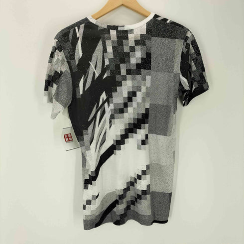ジョンローレンスサリバン JOHN LAWRENCE SULLIVAN モザイク柄クルーネックTシャツ メンズ 38