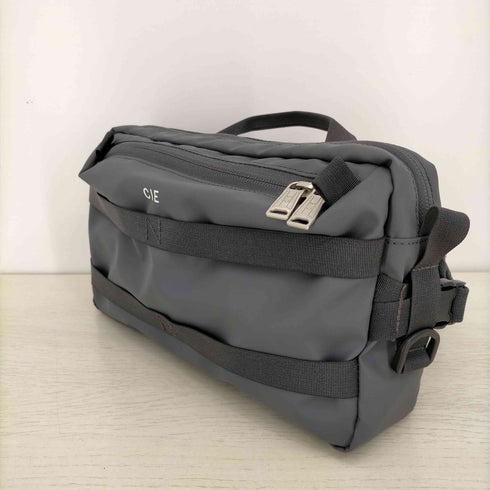 CIE ボディバッグ GRID3 2WAY SLING BAG メンズ FREE