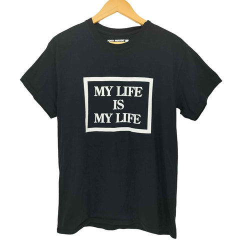 フォーティーパーセントアゲインストライツ FORTY PERCENTS AGAINST RIGHTS MY LIFE IS MY LIFE ロゴプリントクルーネックTシャツTシャツ メンズ import:M