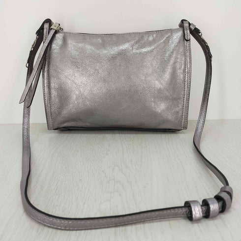 ジャンニキャリーニ GIANNI CHIARINI メタリックシルバーショルダーバッグ サコッシュ レディース
