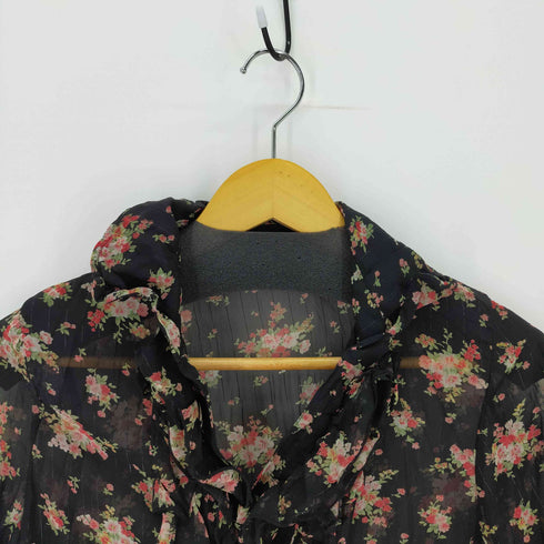 セシルマクビー CECIL McBEE 総柄シアーシャツブラウス 花 ピンストライプ 装飾デザイン レディース
