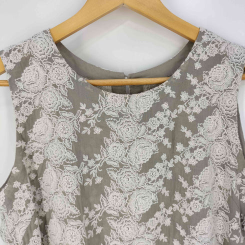 コットンハウスアヤ Cotton House Aya CASTLE COMBE GARDEN 花柄刺繍 ノースリーブカットソー レディース JPN:M