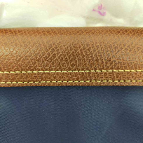 ロンシャン LONGCHAMP エンボスロゴナイロンスクエアバッグ レディース