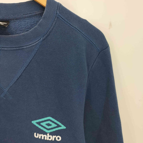 アンブロ UMBRO 前V 胸プリントロゴ クルーネックスウェット レディース JPN:L