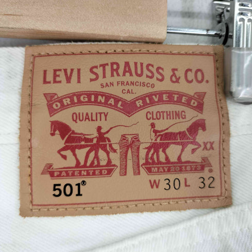 リーバイス Levis ボタンフライ 501 ホワイトデニムパンツ メンズ 30/32