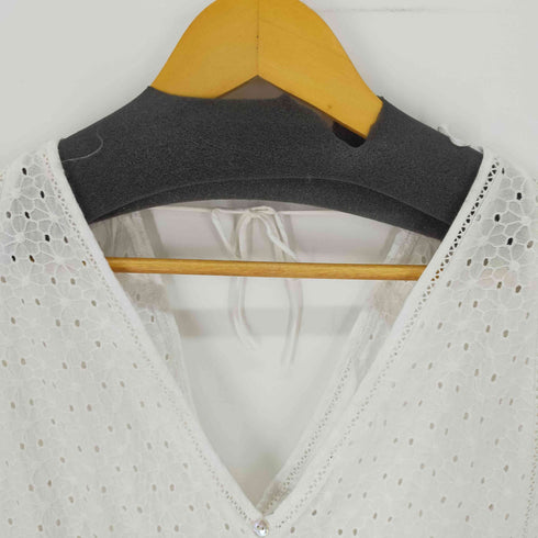 ザラ ZARA カットワークレース Vネックトップス バックリボン紐 ラグラン袖 レディース import:S