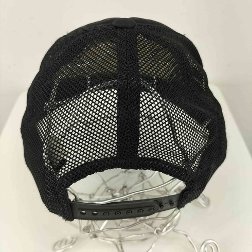 MAGIC HEADWEAR フロントプリントトラッカーメッシュキャップ メンズ