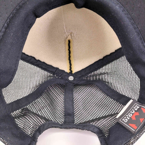 MAGIC HEADWEAR フロントプリントトラッカーメッシュキャップ メンズ