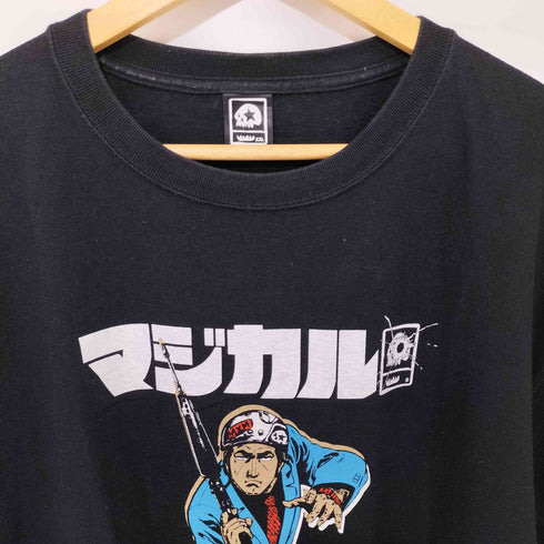 マジカルモッシュミスフィッツ MAGICAL MOSH MISFITS キャラクターデザインプリント ショートスリーブクルーネックTシャツ メンズ JPN:XXL