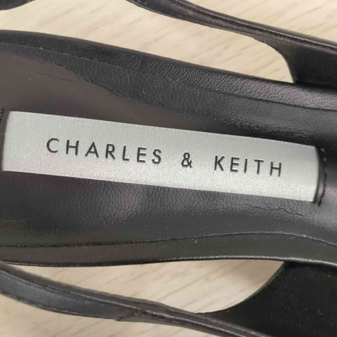 チャールズキース CHARLES & KEITH アンクルストラップ ヒールパンプス レディース EUR:35