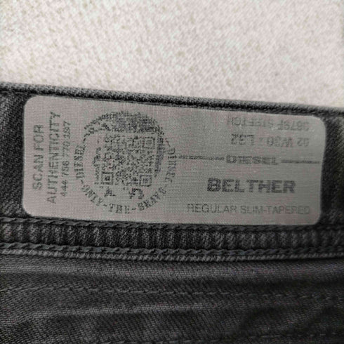 ディーゼル DIESEL BELTHER REGULAR SLIM TAPERED ボタンフライ スリムテーパードデニムパンツ メンズ 30