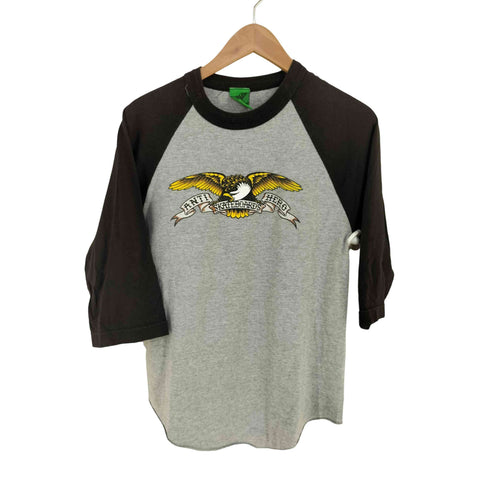 アンタイヒーロー ANTIHERO 7分袖 ラグランスリーブTシャツ メンズ
