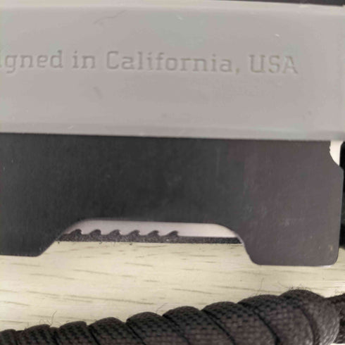 dango products Tactical Bifold Wallet SPEC-OPS 二つ折り デザートサンド メンズ