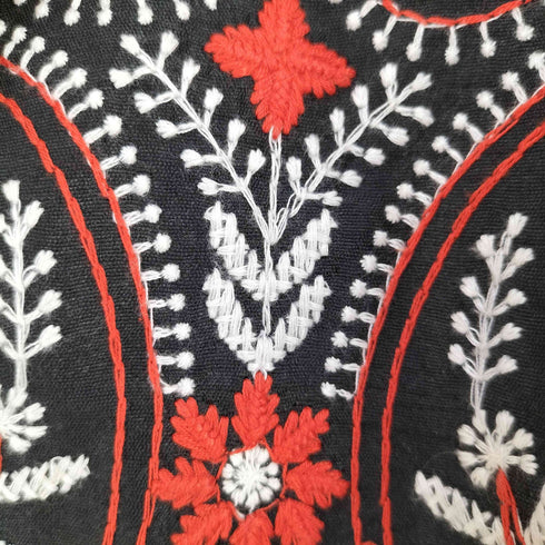 ペイズリー刺繍 ショートトップス レディース