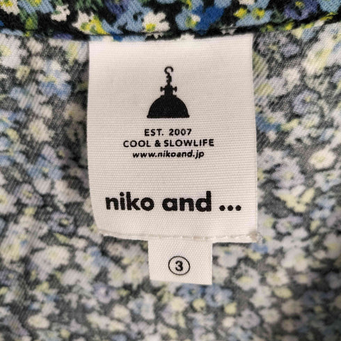 ニコアンド niko and... レーヨン混 花柄切替 ノーカラーシャツ マキシワンピース レディース JPN:M