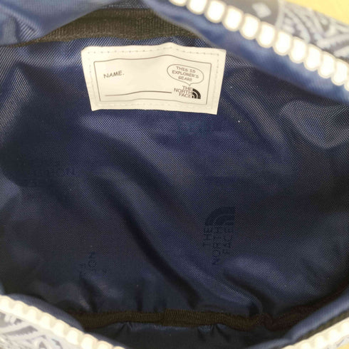 ザノースフェイス THE NORTH FACE ペイズリーバンダナ柄ボディバッグ メンズ