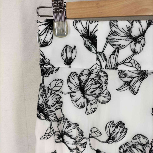 ジルスチュアート JILLSTUART バイカラーフラワー刺繍フレアスカート レディース 0