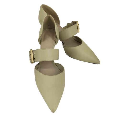チャールズキース CHARLES & KEITH オーバーサイズドバックルポインテッドトゥパンプス レディース JPN:37
