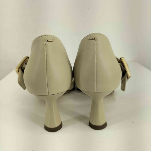 チャールズキース CHARLES & KEITH オーバーサイズドバックルポインテッドトゥパンプス レディース JPN:37