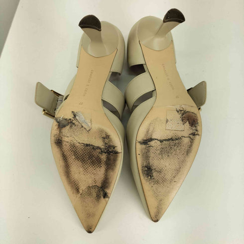 チャールズキース CHARLES & KEITH オーバーサイズドバックルポインテッドトゥパンプス レディース JPN:37