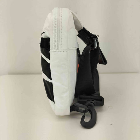 ナイキ NIKE ES PRM MTRL ミニショルダーバッグ メンズ
