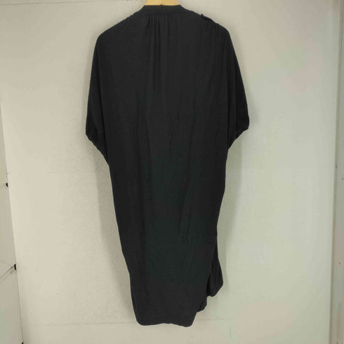 ズッカ ZUCCa 刺繍デザインUネックカットソーワンピース レディース JPN:M