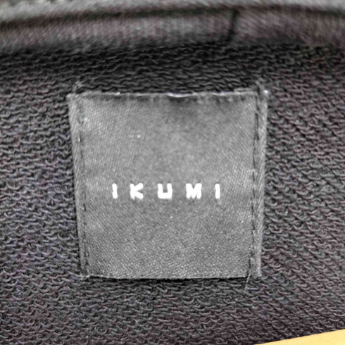 イクミ IKUMI SNAPBOTTON HOODIE スナップボタンプルオーバーパーカー レディース