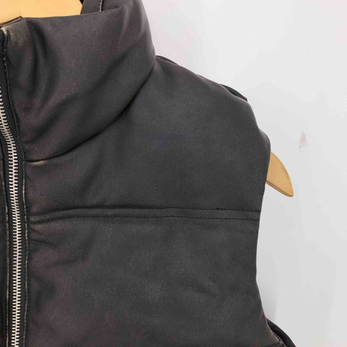 ザラ ZARA LEATHER EFFECT SHORT PUFFER GILET レザー エフェクト パファー ジレ レディース import:XS