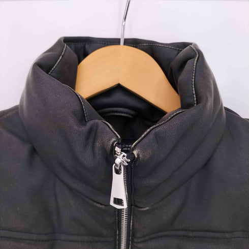 ザラ ZARA LEATHER EFFECT SHORT PUFFER GILET レザー エフェクト パファー ジレ レディース import:XS