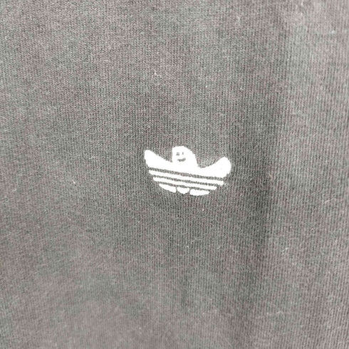 アディダスオリジナルス adidas Originals フロント刺繍ロゴ S/S Tシャツ メンズ