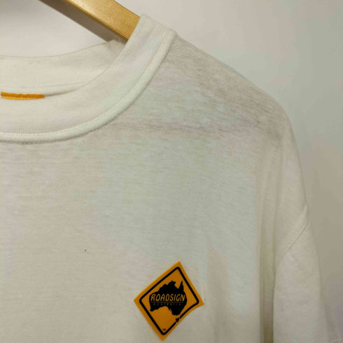 The Great Ausie Roadsign co. ©1995 オーストラリアの標識 イルカ飛び出し注意 クルーネックTシャツ メンズ import:M