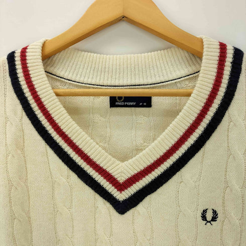 フレッドペリー FRED PERRY 刺繍ロゴ Vネック チルデンニット メンズ 10