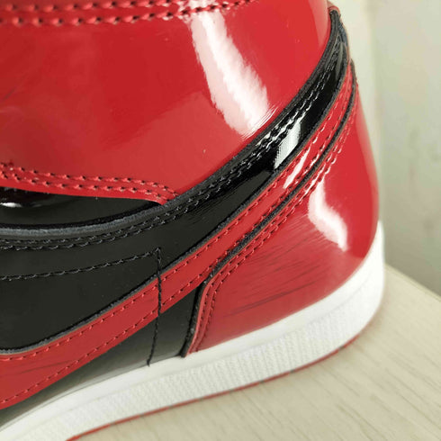 ジョーダンブランド JORDAN BRAND Air Jordan 1 High OG Patent Bred エアジョーダン1 ハイ OG パテント ブレッド メンズ JPN:27