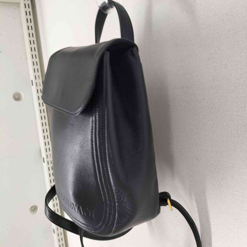 ヴァレンティノガラヴァーニ VALENTINO GARAVANI 型押し レザー バックパック レディース