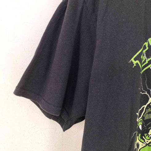 CAPCOM キャラクタープリント クルーネックTシャツ メンズ XL