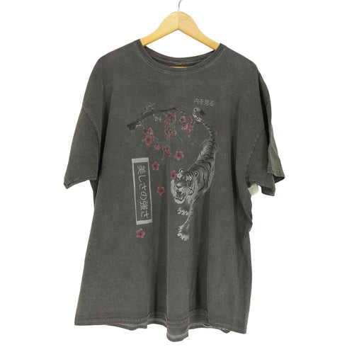 アーバンアウトフィッターズ URBAN OUTFITTERS タイガープリントクルーネックTシャツ メンズ L/XL