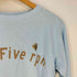 フォーティーファイブアールピーエム 45rpm ロゴプリント ボートネックTシャツ レディース