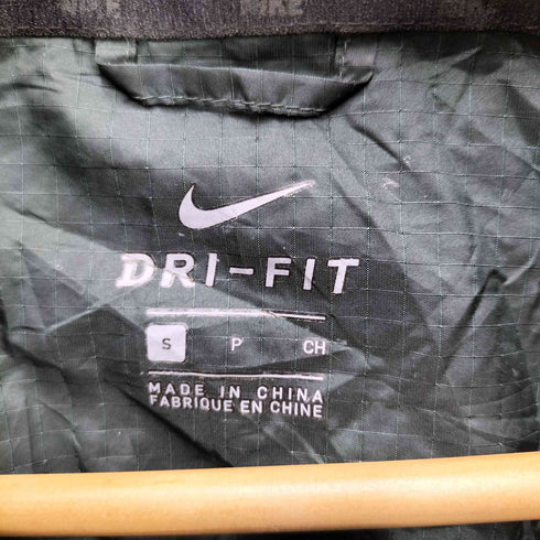 ナイキ NIKE DRI-FIT ジップアップナイロンジャケット メンズ JPN:S