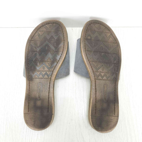ミネトンカ Minnetonka フラットサンダル レディース