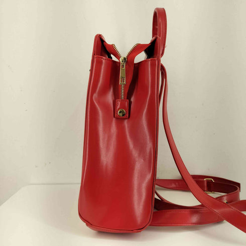セシルマクビー CECIL McBEE フェイクレザースクエアバックパック レディース