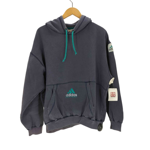 アディダス adidas 90s EQUIPMENT パフォーマンスロゴ刺繍 プルオーバーパーカー ナス紺 メンズ