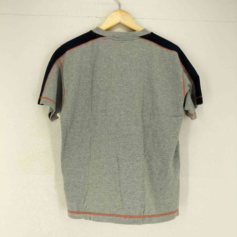 フロントプリントVネックTシャツ メンズ JPN:S