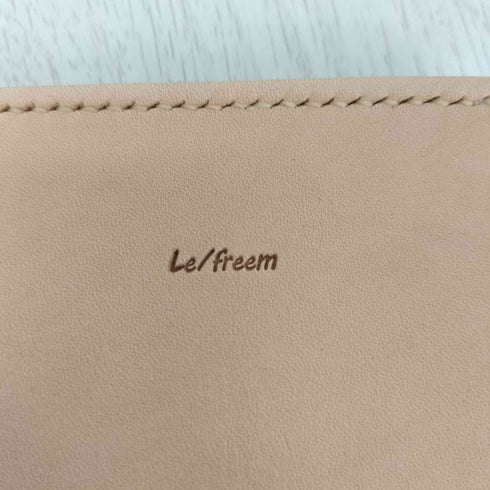 Le/freem 紙袋の形をモチーフにした 可愛い二つ折り財布 ヌメ皮 ミニウォレット レディース