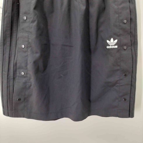 アディダスオリジナルス adidas Originals サイドスリットミニスカート スナップボタン レディース JPN:S