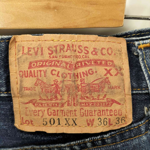 リーバイス Levis USA製 ボタン裏刻印 バレンシア工場製 98年製 501XX ボタンフライストレートデニム メンズ W36/L36